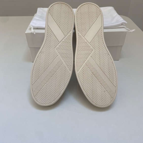 Common Projects Slip-On Sneaker Suede Basket Weave in Off White sz 39 New in Box - Picture 6 of 9